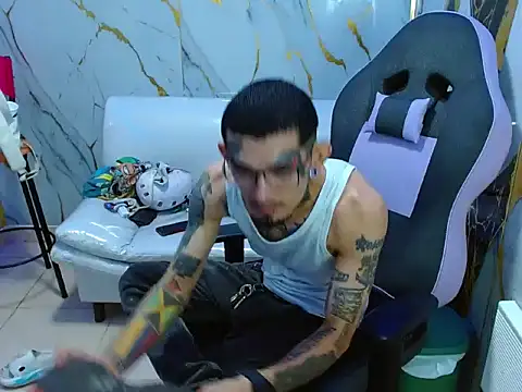 Boy tatto77 online show from April 2026 12:07:02 PM