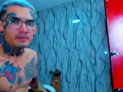 Boy tatto77 online show from January 2026 05:19:02 PM