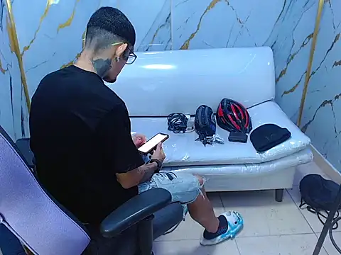 Boy tatto77 online show from July 2026 12:51:02 AM