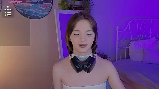 LetoriaNotley online show from February 2026 09:10:02 PM