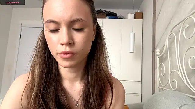 KitCerveny online show from April 2026 07:13:02 AM