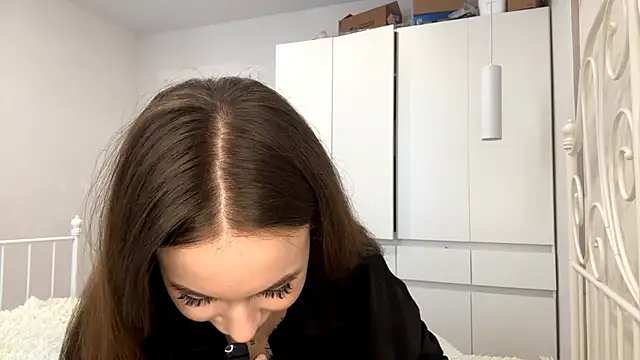 KitCerveny online show from January 2026 08:54:01 AM