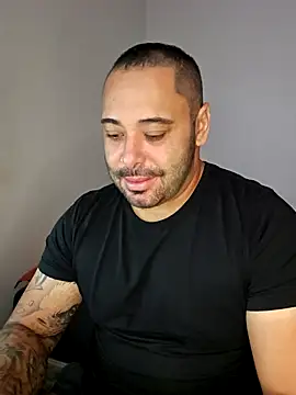 drlluis online show from December 2025 02:08:02 PM