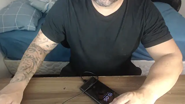 drlluis online show from February 2026 06:05:02 PM