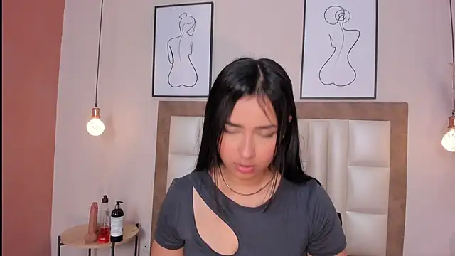 Snapshot of GahiaBelucci chatting on February 2026 01:22:01 PM GahiaBelucci online show from February 2026 01:22:01 PM