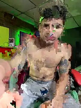 Snapshot of JustynAle2025 chatting on January 2026 04:06:02 AM JustynAle2025 online show from January 2026 04:06:02 AM