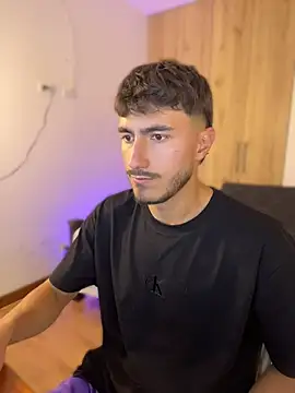 LIAM COLT online show from April 2026 08:10:01 PM