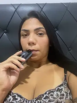 Nini  online show from January 2026 05:09:02 PM