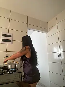 Nini  online show from April 2026 04:41:02 PM