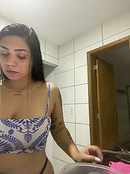 Nini  online show from May 2026 08:35:01 PM