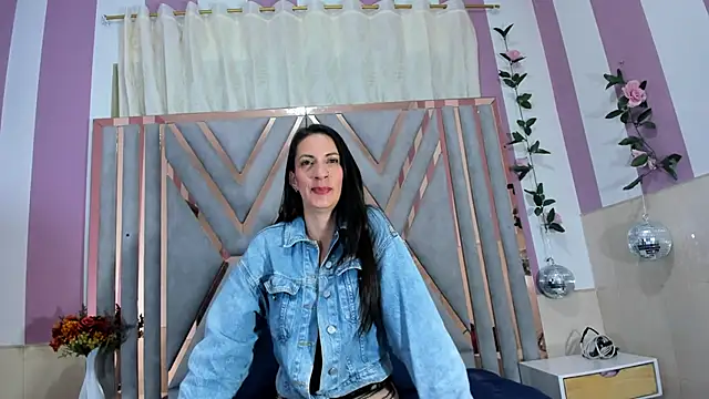 gema lanz online show from December 2025 12:40:02 PM