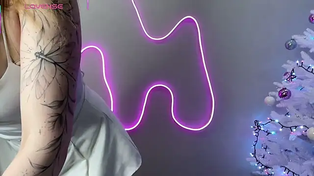 BIG BOOBS KARALIN online show from December 2025 10:26:01 AM