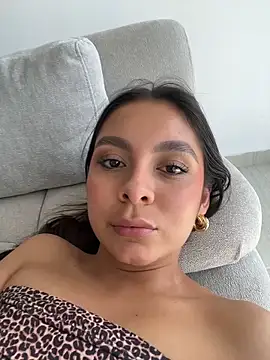 Nicollewest1 online show from March 2026 08:21:01 PM