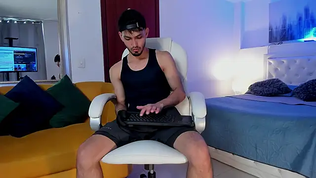 HarryFosster online show from January 2026 06:11:02 PM