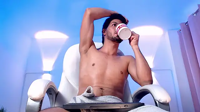 HarryFosster online show from April 2026 09:39:33 PM