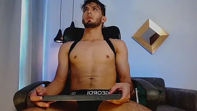 HarryFosster online show from March 2026 06:31:01 PM