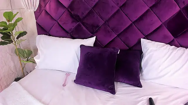 FiorelaSton online show from June 2026 11:04:02 PM