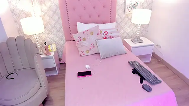 amber  ferrera online show from February 2026 07:38:02 PM