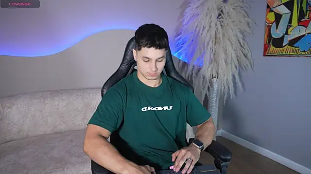 Snapshot of Noah_Clarkk chatting on July 2026 05:38:02 PM Noah Clarkk online show from July 2026 05:38:02 PM