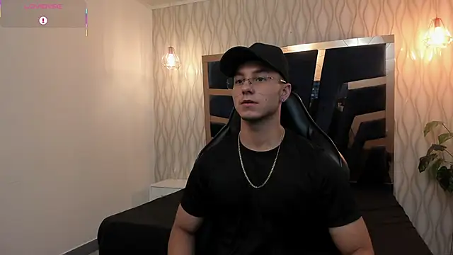 Noah Clarkk online show from April 2026 05:20:01 PM