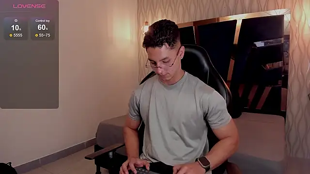 Noah Clarkk online show from March 2026 05:27:02 PM