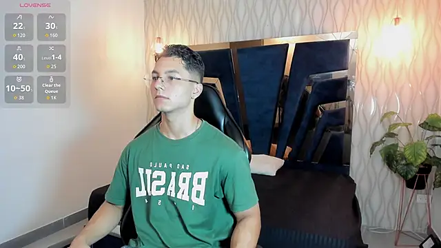 Noah Clarkk online show from March 2026 05:15:01 PM