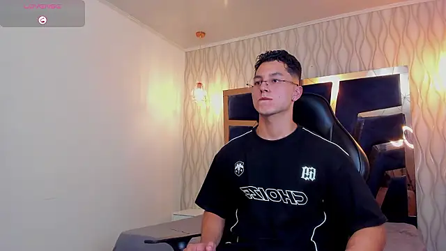 Noah Clarkk online show from March 2026 05:36:02 PM