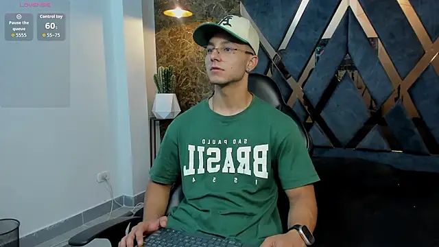 Noah Clarkk online show from March 2026 04:08:01 PM