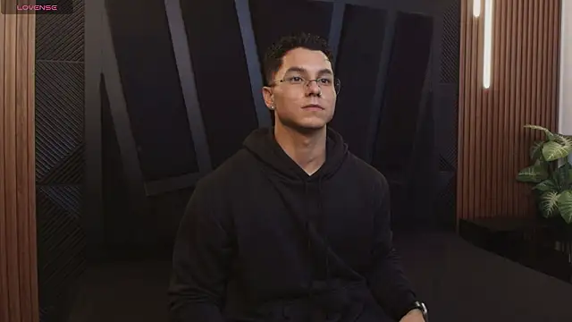 Snapshot of Noah_Clarkk chatting on February 2026 05:27:01 AM Noah Clarkk online show from February 2026 05:27:01 AM