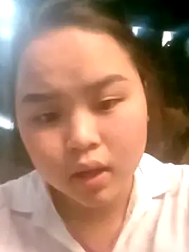 Snapshot of Daisy-y chatting on December 2025 01:38:02 AM Daisy-y online show from December 2025 01:38:02 AM