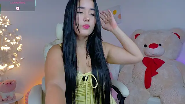 Snapshot of emmy_candy_18 chatting on July 2026 12:11:01 AM emmy candy 18 online show from July 2026 12:11:01 AM