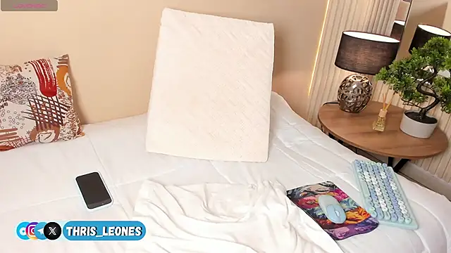 Thristan Leones online show from April 2026 07:42:02 AM