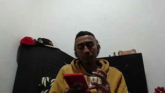 Snapshot of negrito_sexxxo chatting on February 2026 12:05:02 PM negrito sexxxo online show from February 2026 12:05:02 PM