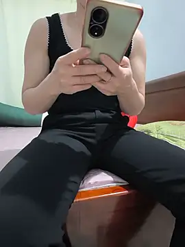 Sweet-Berryy online show from May 2026 11:04:01 PM