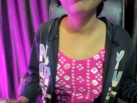 Priya Sengar online show from December 2025 07:24:02 AM