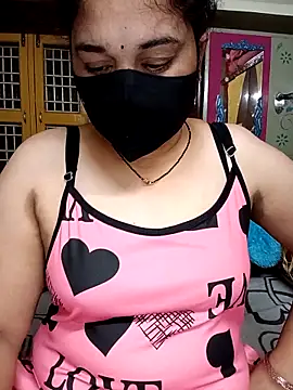 maduri   online show from April 2026 11:55:01 PM