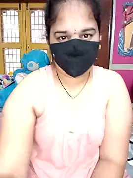 maduri   online show from April 2026 03:04:02 AM