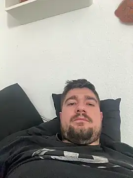 Snapshot of LienalWarplane chatting on February 2026 01:20:02 PM LienalWarplane online show from February 2026 01:20:02 PM