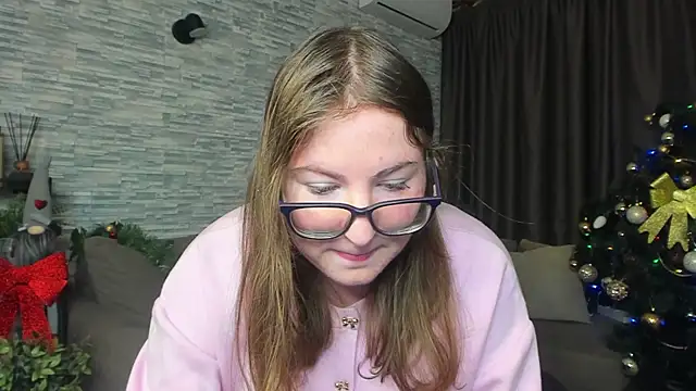 Snapshot of Viola_Wines chatting on December 2025 12:29:02 PM Viola Wines online show from December 2025 12:29:02 PM