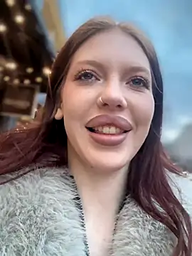 Snapshot of JeanGraay chatting on December 2025 01:37:01 PM JeanGraay online show from December 2025 01:37:01 PM