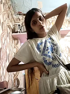 Eva 890 online show from February 2026 05:18:02 AM