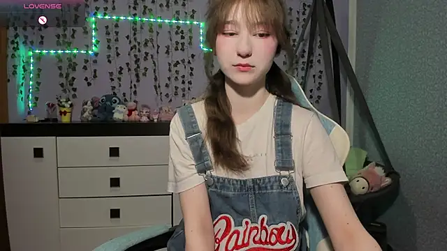 Yoonhee ki online show from June 2026 08:26:02 PM