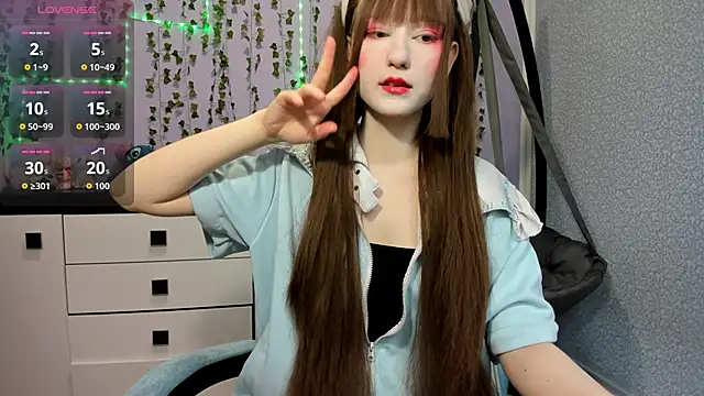 Yoonhee ki online show from April 2026 02:07:02 PM