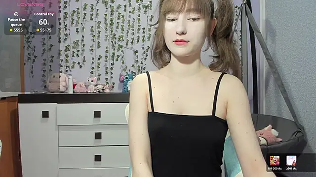 Yoonhee ki online show from May 2026 09:13:01 PM