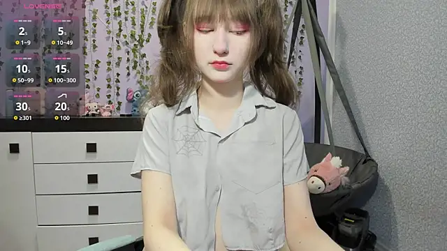 Yoonhee ki online show from May 2026 02:56:01 PM