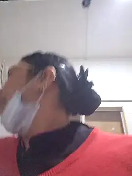 BoniFox  online show from December 2025 02:10:02 PM