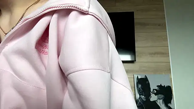 lisa montana online show from April 2026 08:27:01 AM