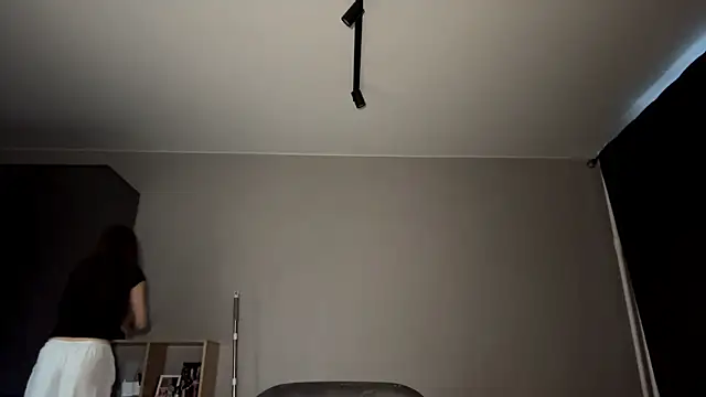 lisa montana online show from December 2025 08:14:02 AM