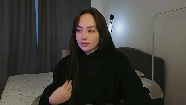 fallin lovee online show from April 2026 01:51:01 PM