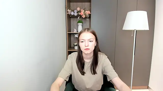 TawnaSeda online show from December 2025 03:09:01 AM